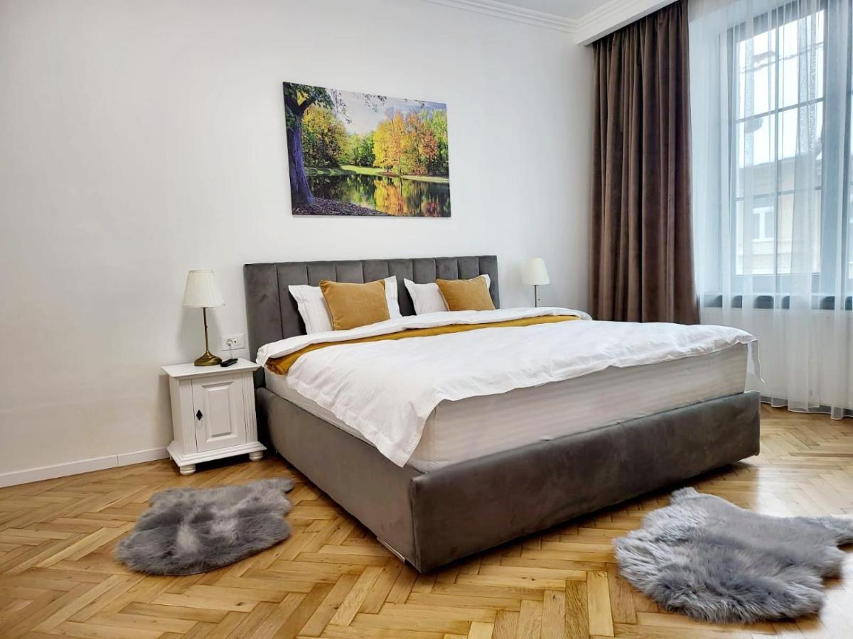 Ferienwohnung Sboldtown By Holztreppe Brașov Exterior foto