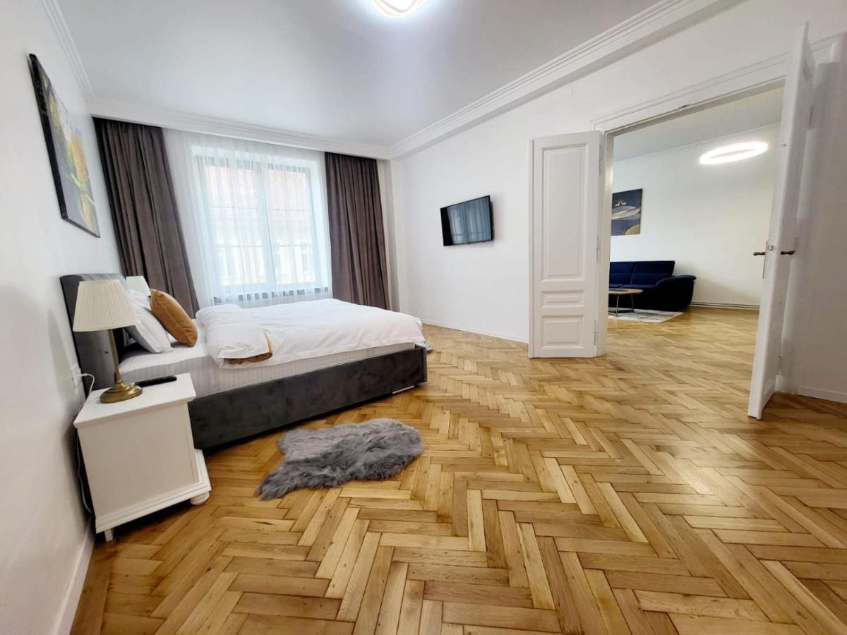 Ferienwohnung Sboldtown By Holztreppe Brașov Exterior foto